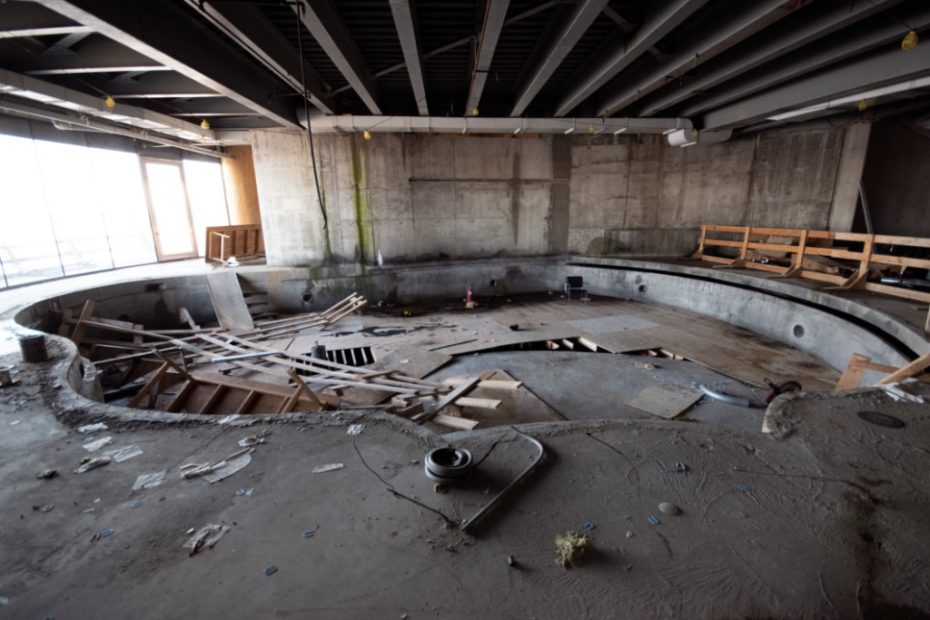 Peter Grant Mansion - Canada's Largest Abandoned Mansion