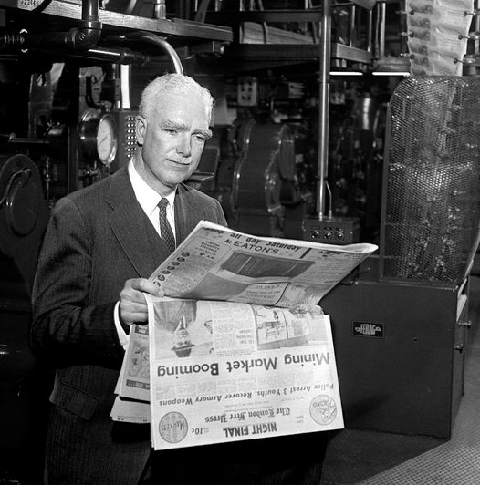 Walter J. Blackburn in the press room at 430 Richmond Street in 1964, before the newspaper's 1965 move to 369 York Street.