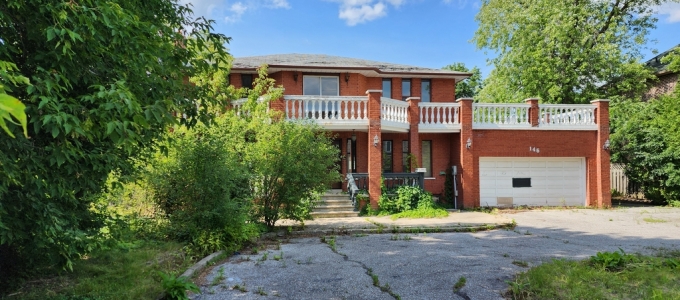 Abandoned $2.5 Million Financial Investor’s House in Toronto