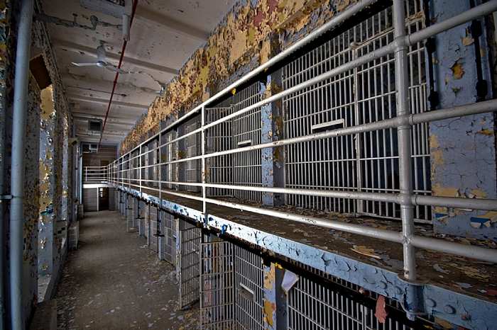 /Prison-for-Women-abandoned-Ontario_loc1672.html